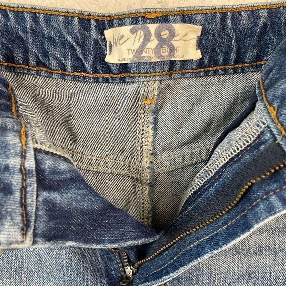 NWOT We The Free Denim Shorts Size 28 - Picture 3 of 5